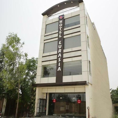 Hotel Eurasia Zirakpur Екстер'єр фото
